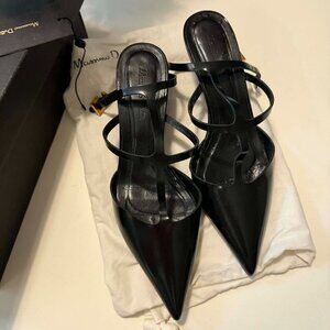 Massimo Dutti  Leather heeled slingback shoes pre loved size 37